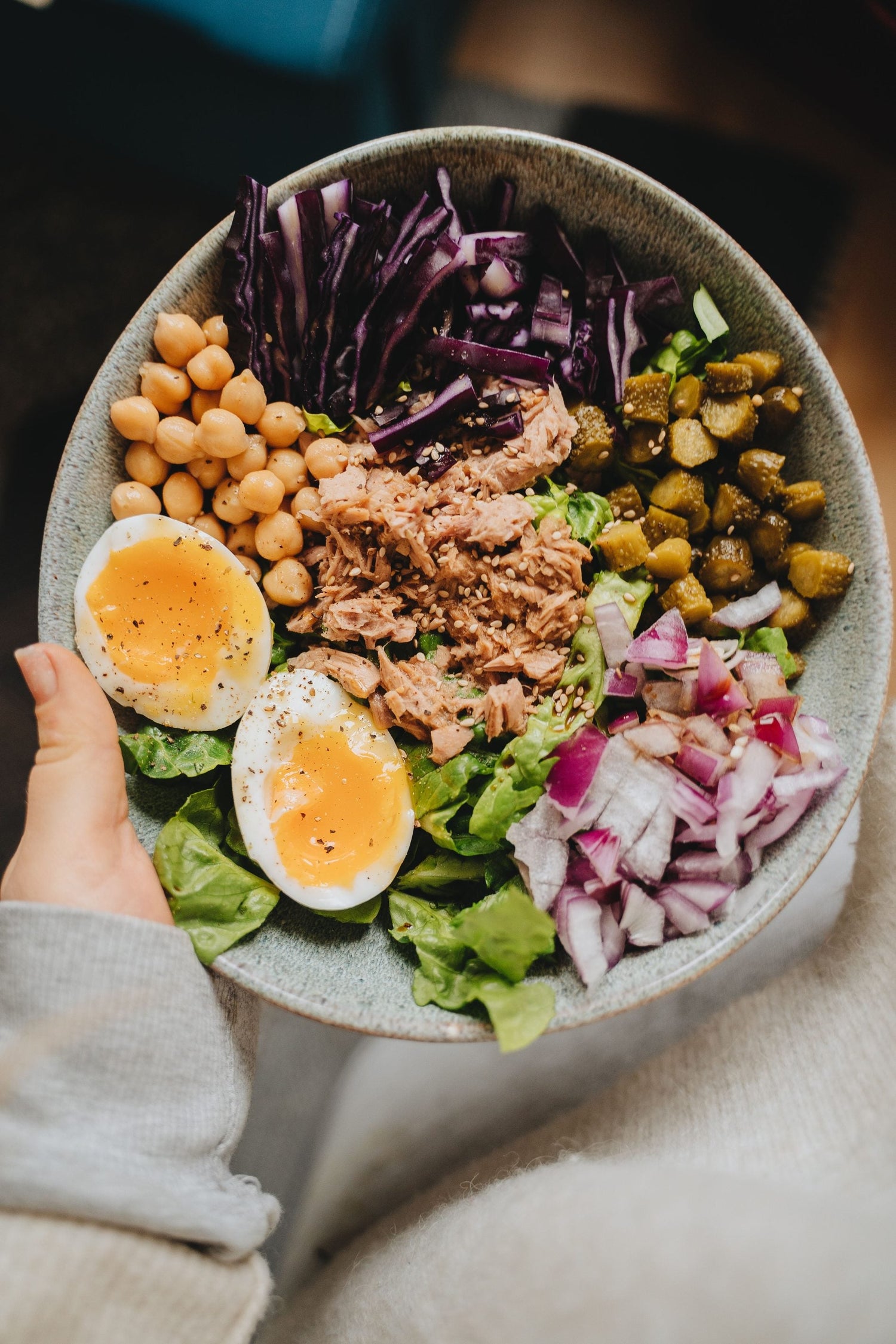 Balanced protein-rich meal with eggs, tuna, chickpeas and vegetables